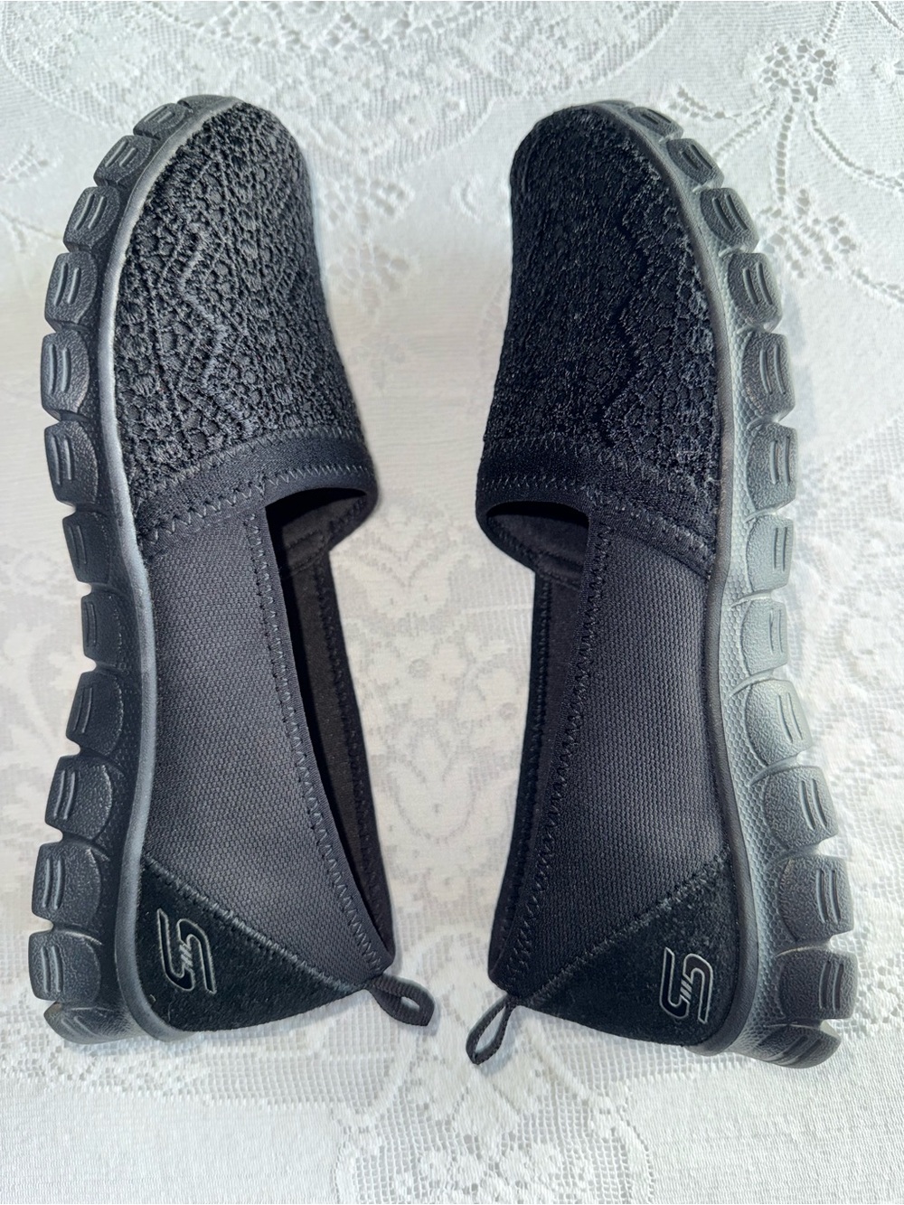 Skechers Air-Cooled Memory Foam Black Lace Slip On Flats 23422 BBK Womens 9.5 - Picture 7 of 9